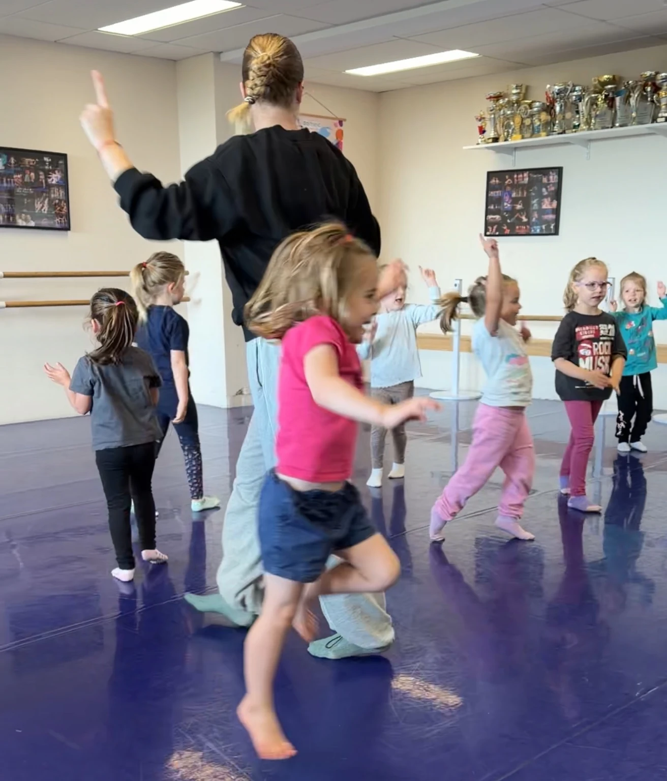 Cours d'éveil et initiation à la danse