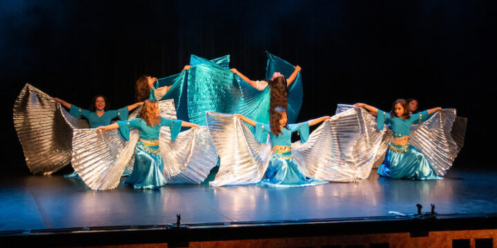 La danse orientale Domino pour le Téléthon