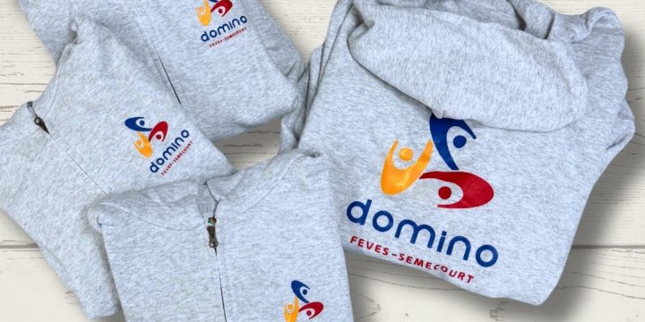 Vestes de survêtement Domino disponibles