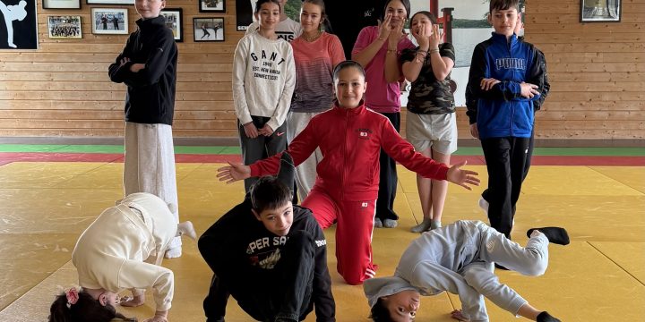 🎶🔥 Répétition en cours pour nos danseurs et danseuses hip hop ! 🔥🎶